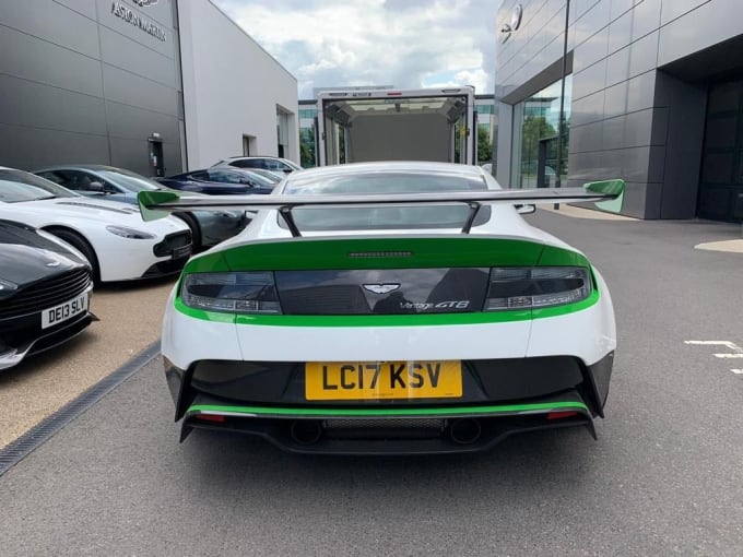 2025 Aston Martin Vantage