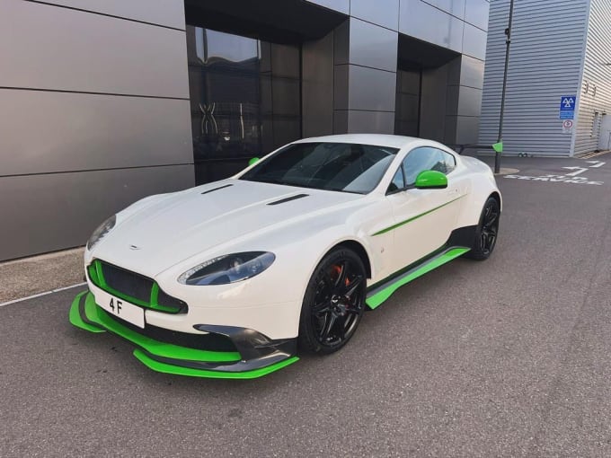 2025 Aston Martin Vantage
