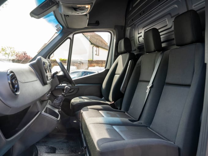 2025 Mercedes-benz Sprinter