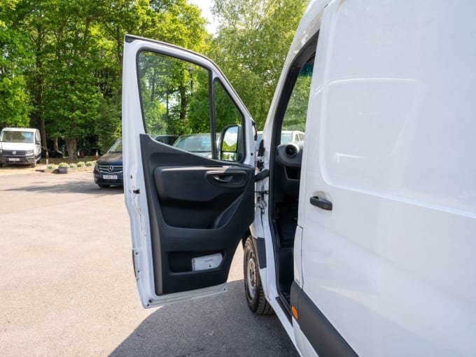 2025 Mercedes-benz Sprinter