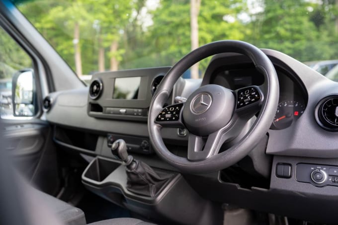 2025 Mercedes-benz Sprinter