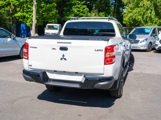 2025 Mitsubishi L200