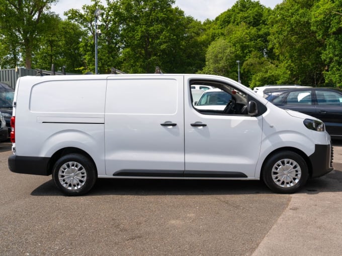 2025 Toyota Proace