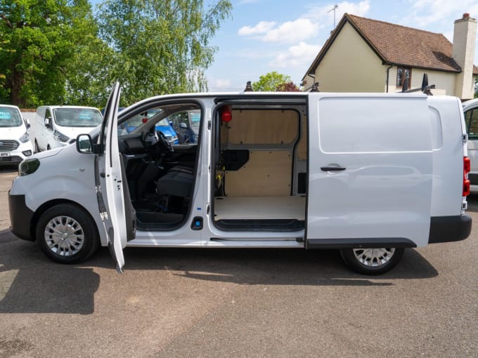 2025 Toyota Proace