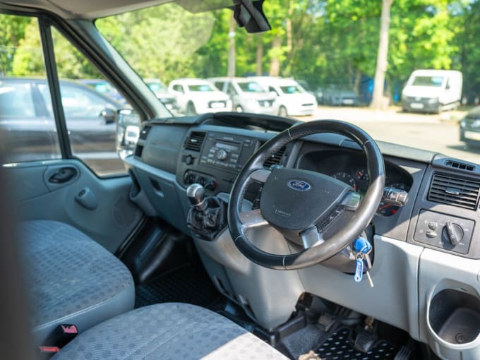 2025 Ford Transit