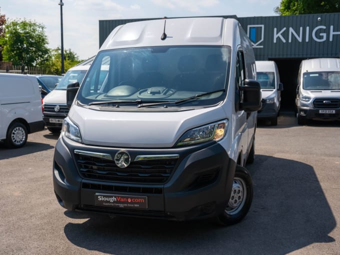 2025 Vauxhall Movano