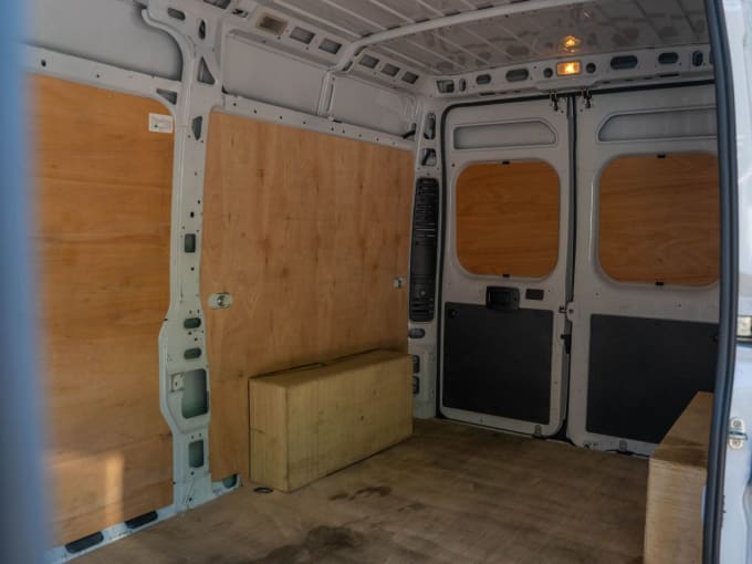 2025 Vauxhall Movano