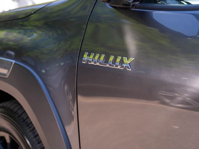 2025 Toyota Hi-lux