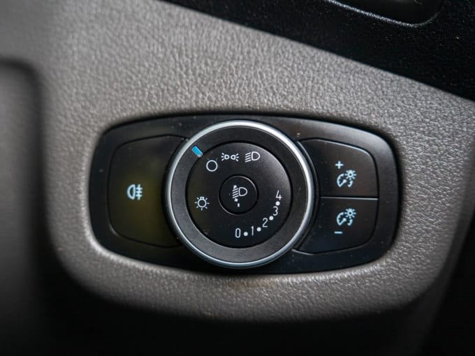 2025 Ford Transit Connect