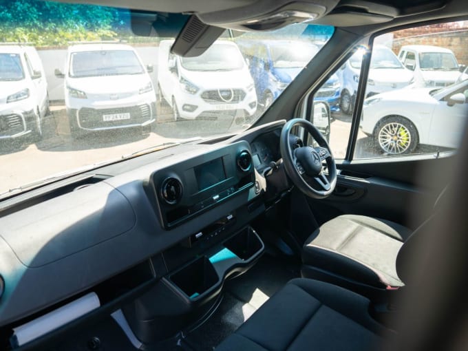 2025 Mercedes-benz Sprinter