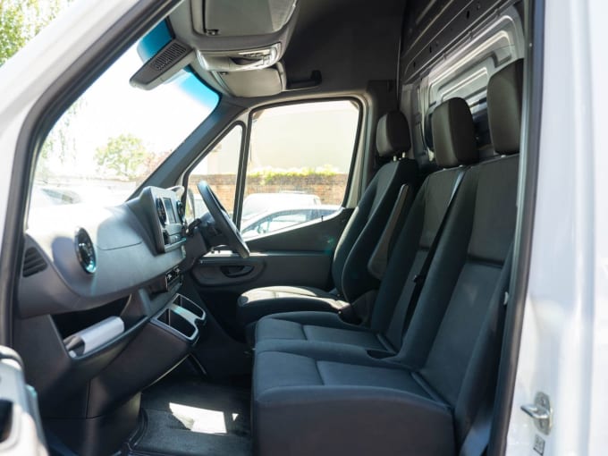 2025 Mercedes-benz Sprinter