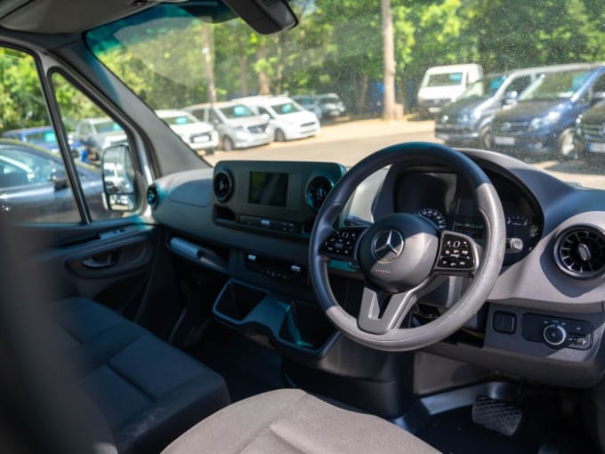 2025 Mercedes-benz Sprinter