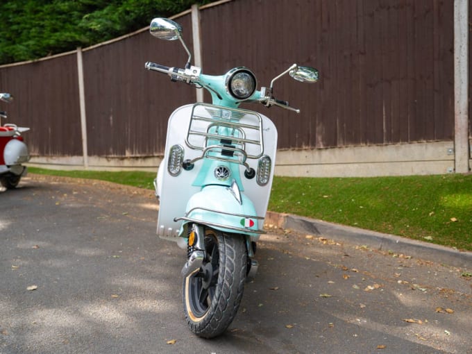2025 Velo Ev 3000