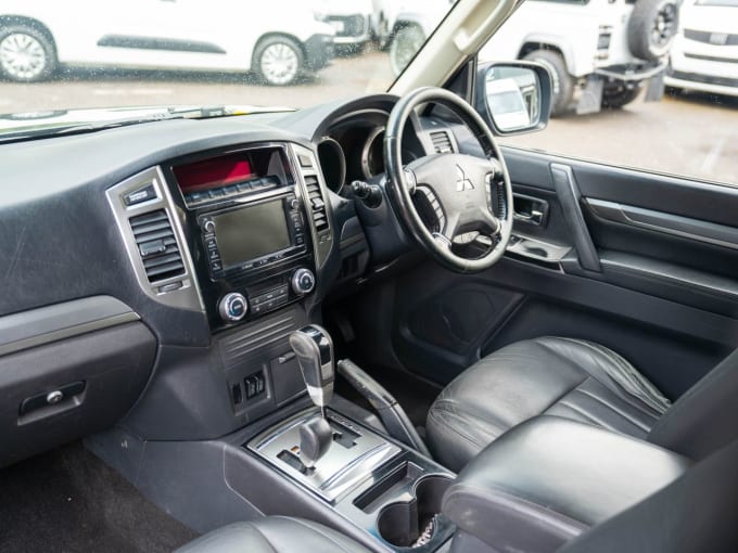 2025 Mitsubishi Shogun