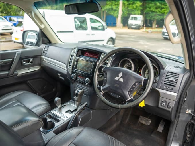 2025 Mitsubishi Shogun