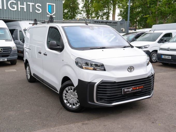 2025 Toyota Proace