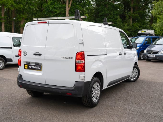 2025 Toyota Proace
