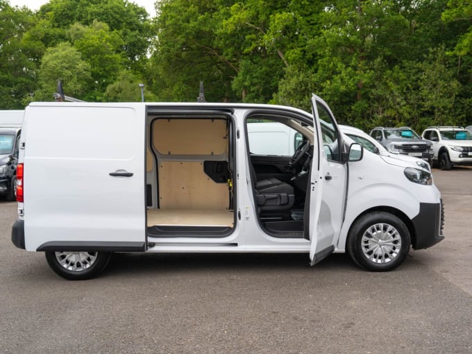 2025 Toyota Proace
