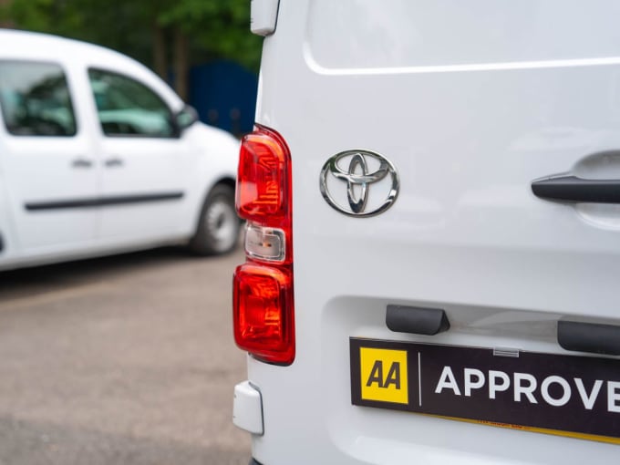 2025 Toyota Proace