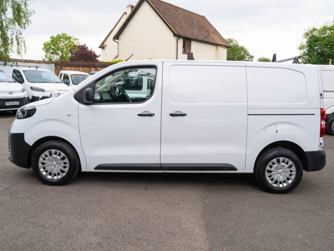 2025 Toyota Proace