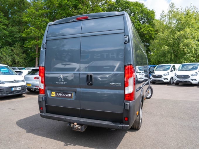 2025 Peugeot Boxer