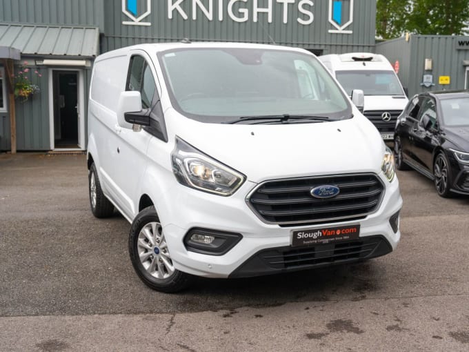 2025 Ford Transit Custom