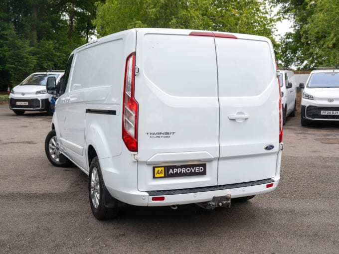 2025 Ford Transit Custom