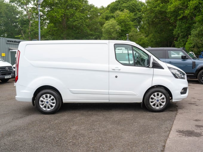 2025 Ford Transit Custom