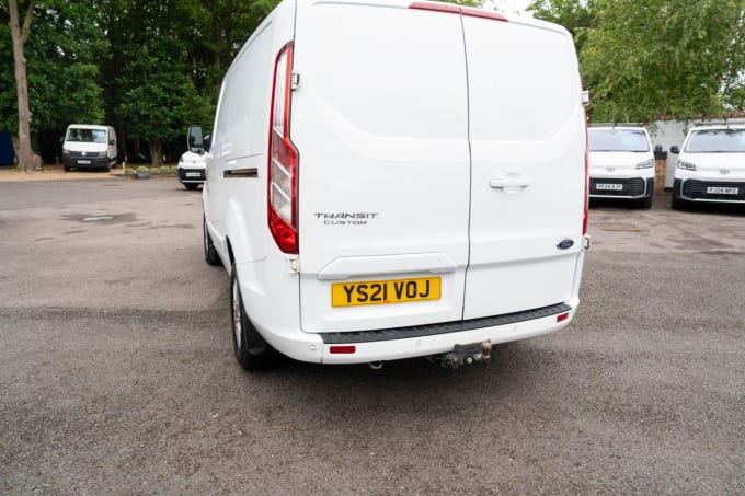 2025 Ford Transit Custom
