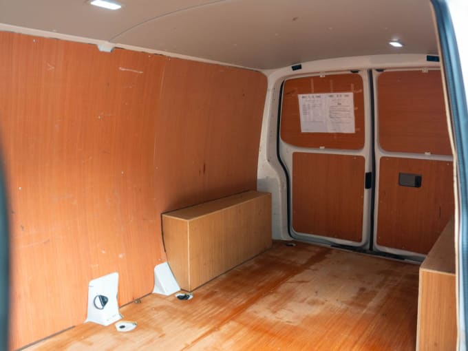 2025 Volkswagen Transporter
