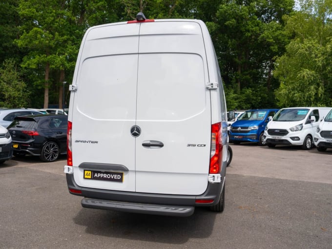 2025 Mercedes-benz Sprinter