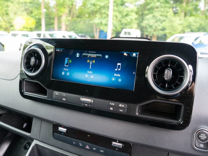 2025 Mercedes-benz Sprinter