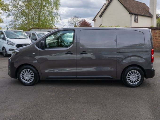 2025 Toyota Proace