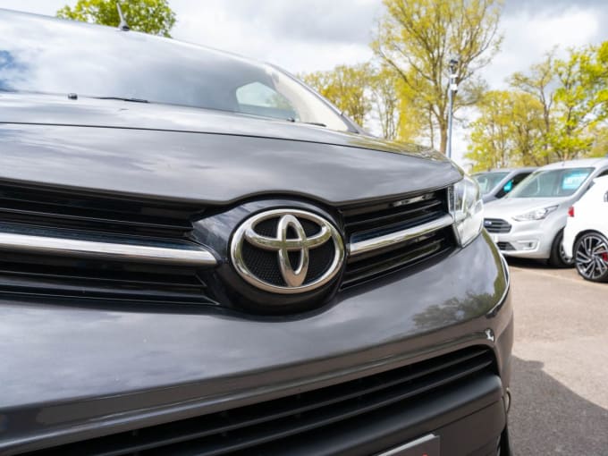 2025 Toyota Proace