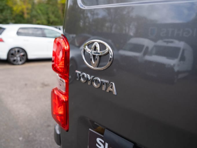 2025 Toyota Proace