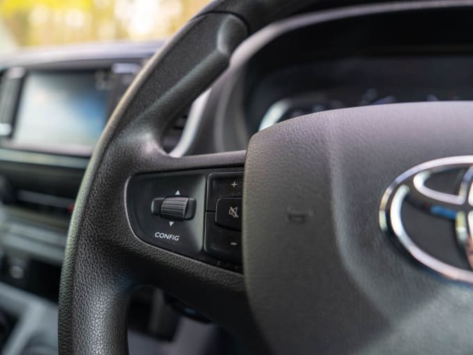 2025 Toyota Proace