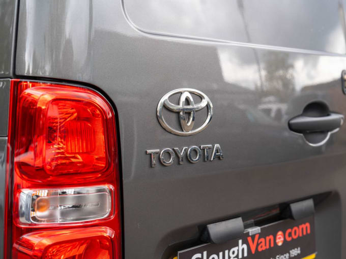 2025 Toyota Proace