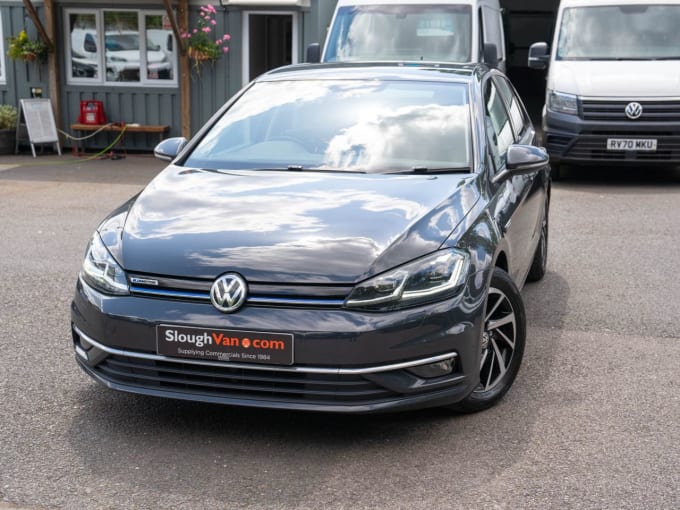 2025 Volkswagen Golf