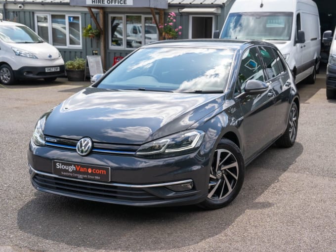 2025 Volkswagen Golf