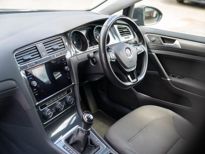 2025 Volkswagen Golf