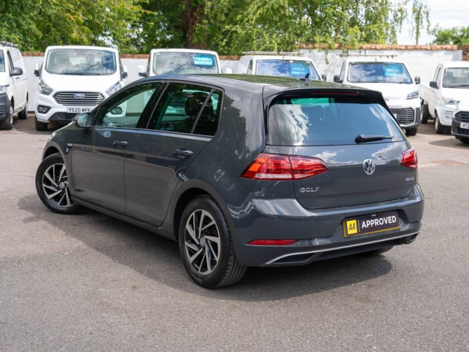 2025 Volkswagen Golf