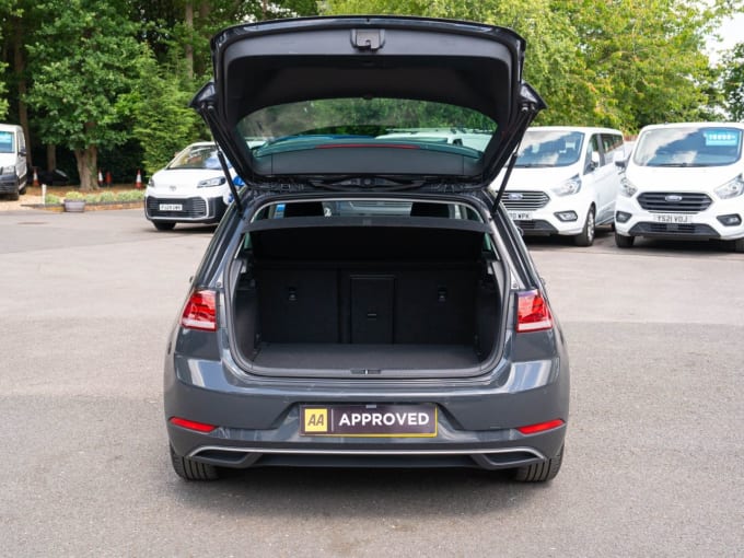2025 Volkswagen Golf