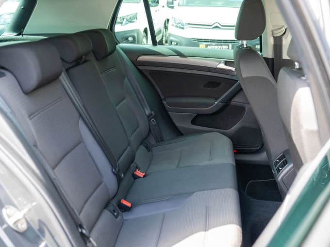 2025 Volkswagen Golf