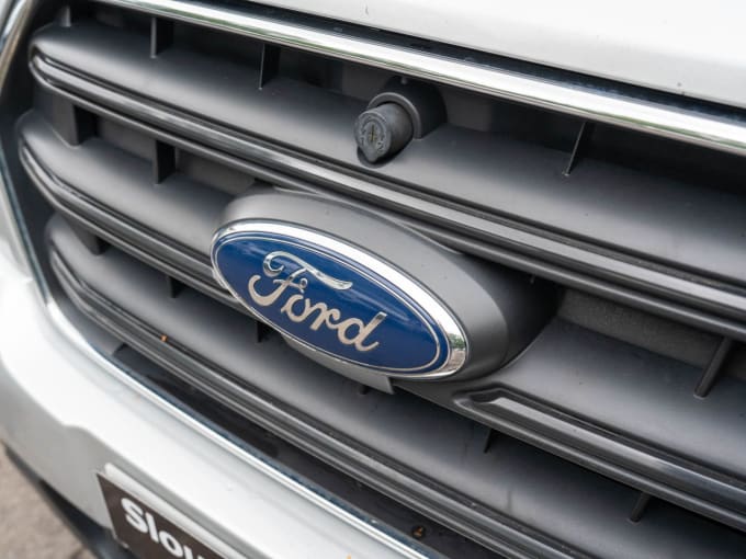 2025 Ford Transit