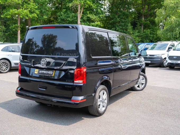 2025 Volkswagen Transporter