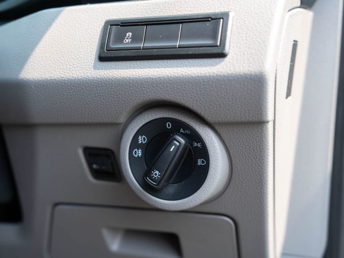 2025 Volkswagen Transporter