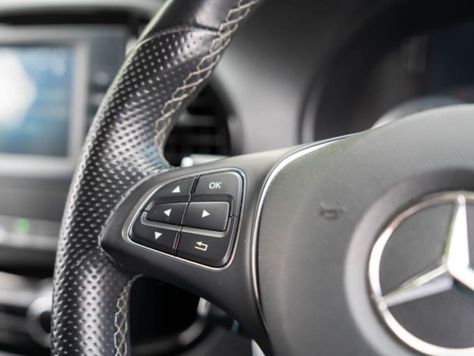 2025 Mercedes-benz Vito