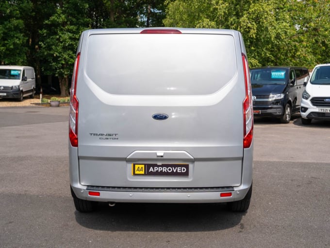 2025 Ford Transit Custom