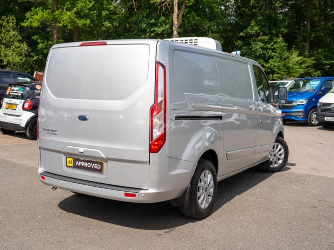 2025 Ford Transit Custom