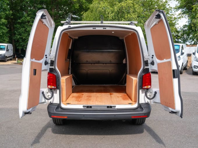 2025 Volkswagen Transporter